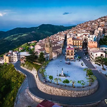 Antico Borgo Buonanotte * San Mauro Castelverde