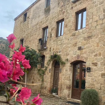 Rezort Antico Borgo Buonanotte San Mauro Castelverde